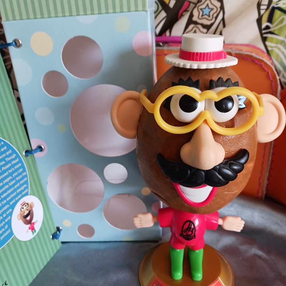 Mr Potato Head 50 Year of One Sweet Potato by Gil King 2002 SET with Book